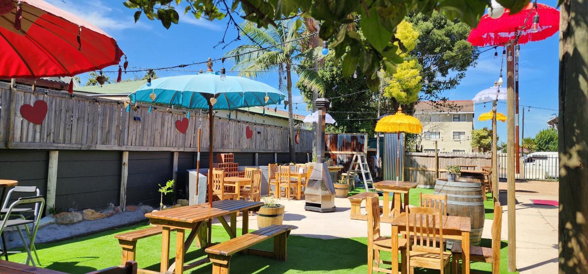 Chai & Spice Guesthouse And Cafe 조지 외부 사진
